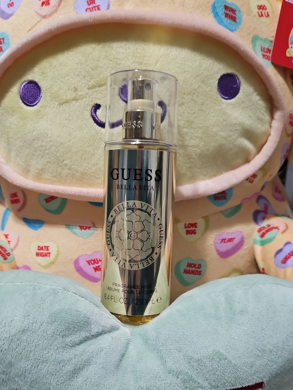 GUESS Bella Vita